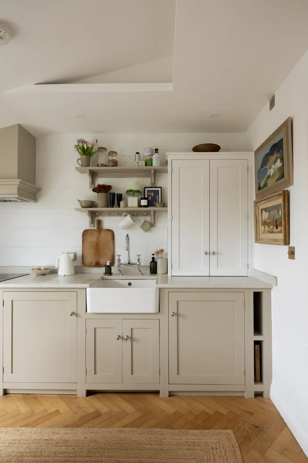A Serene London Attic Apartment with a Roof Terrace 15 serene-attic-london-apartment-terrace-nordroom