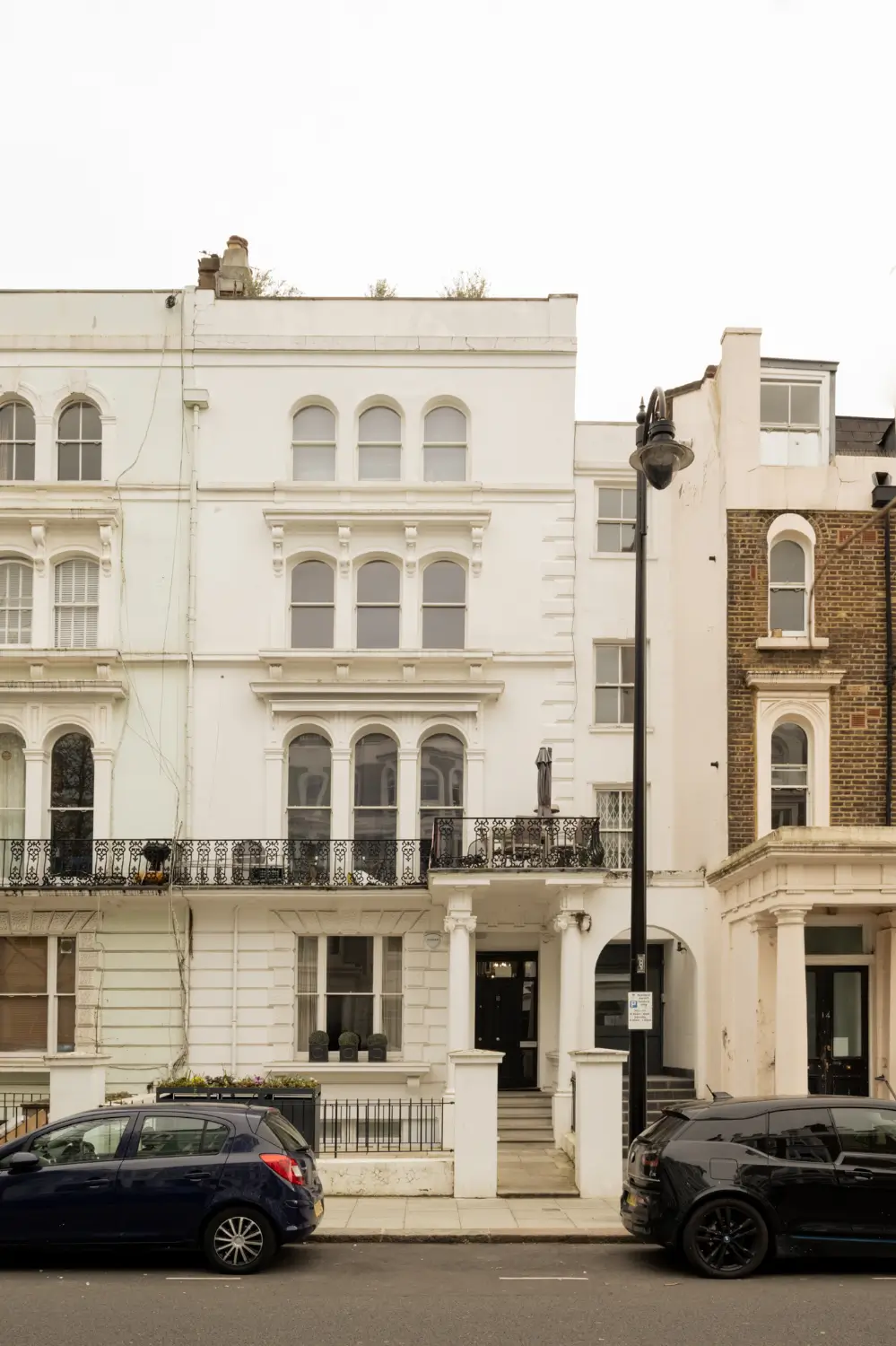 A Serene London Attic Apartment with a Roof Terrace 29 serene-attic-london-apartment-terrace-nordroom