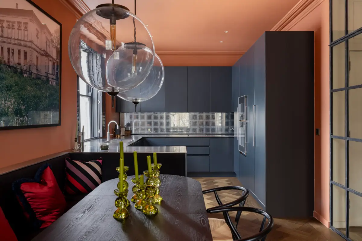 Moroccan-Inspired Designs in a Warm London Apartment 5 terracotta-hues-moroccan-influences-london-triplex