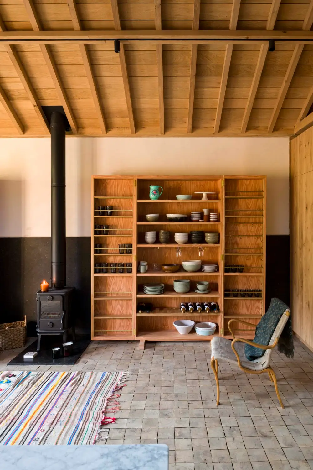 Inside Jay Osgerby’s Bespoke Barn Kitchen by Inglis Hall 13 Jay-Osgerby-Timber-Framed-Inglis-Hall-kitchen-nordroom