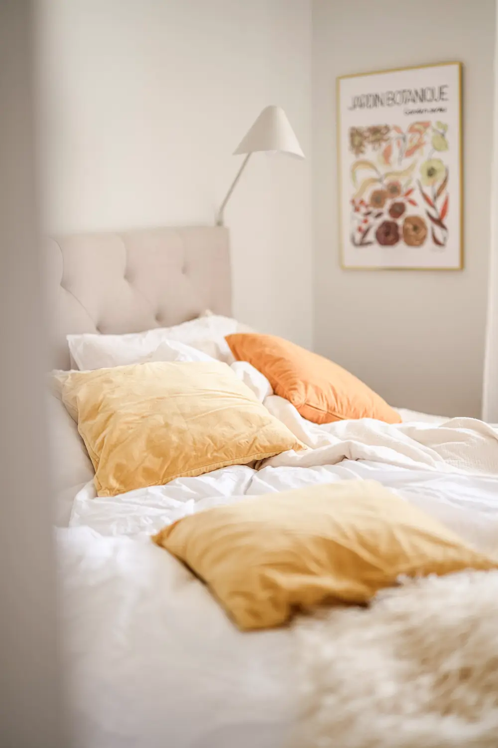 Natural Light and Classic Elements in a One-Bedroom Swedish Apartment 20 bright-1890s-scandinavian-apartment-nordroom