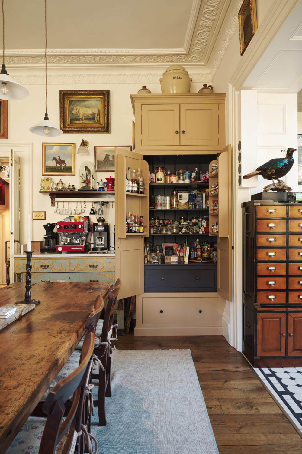 deVOL Cabinetry in a Layered and Characterful Victorian Home 15 classic-english-kitchen-devol-nordroom