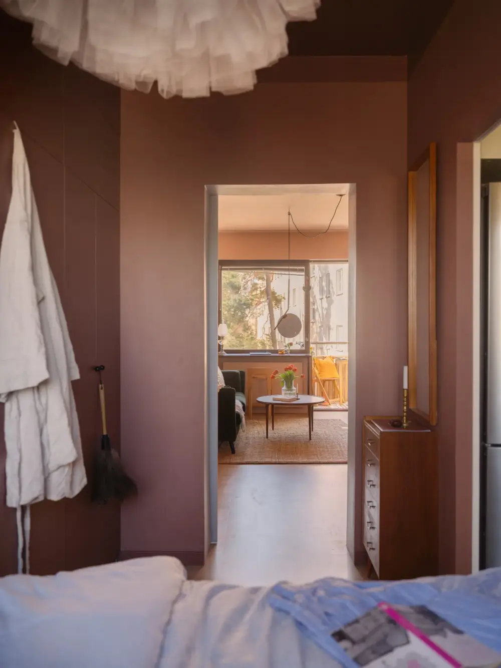 A 1940s Apartment Decorated in Pink and Yellow Hues 26 colorful-1940s-apartment-stockholm-nordroom