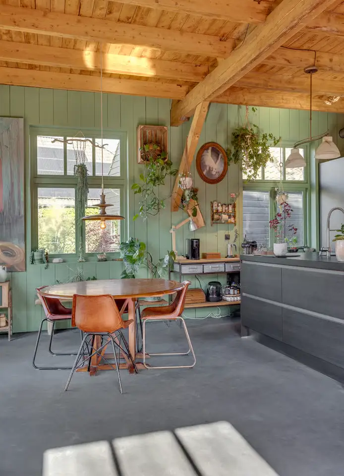 A Colorful, Bohemian Home in a Former Military Barracks near Utrecht 10 colorful-bohemian-interiors-converted-military-barracks-netherlands-nordroom