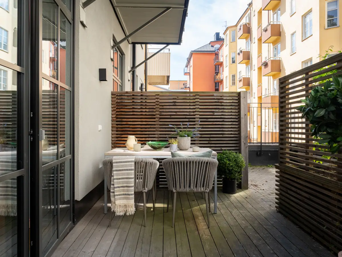 Striped Ceilings and Color-Blocking Walls in a Stockholm Apartment 14 colorful-ground-floor-apartment-private-terrace-stockholm-nordroom