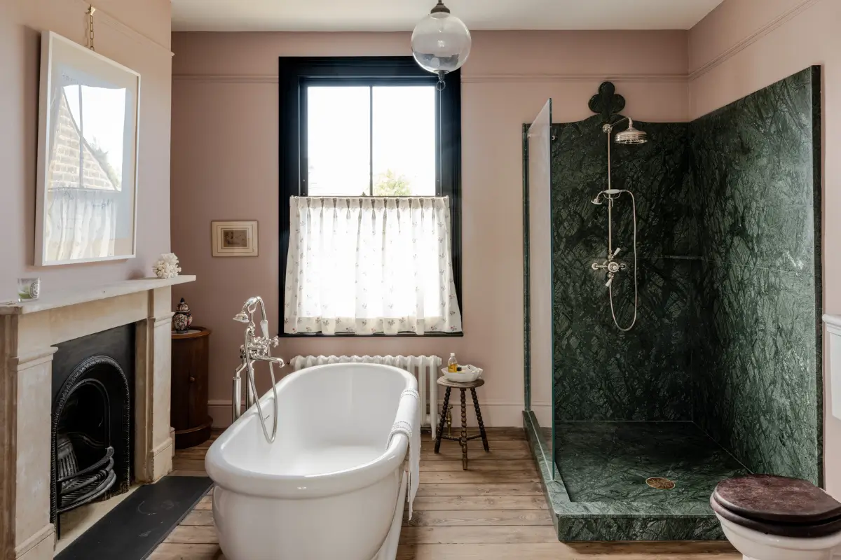 A Light Palette and Restored Elements in a Double-Fronted Victorian House 22 double-fronted-victorian-house-east-london-nordroom