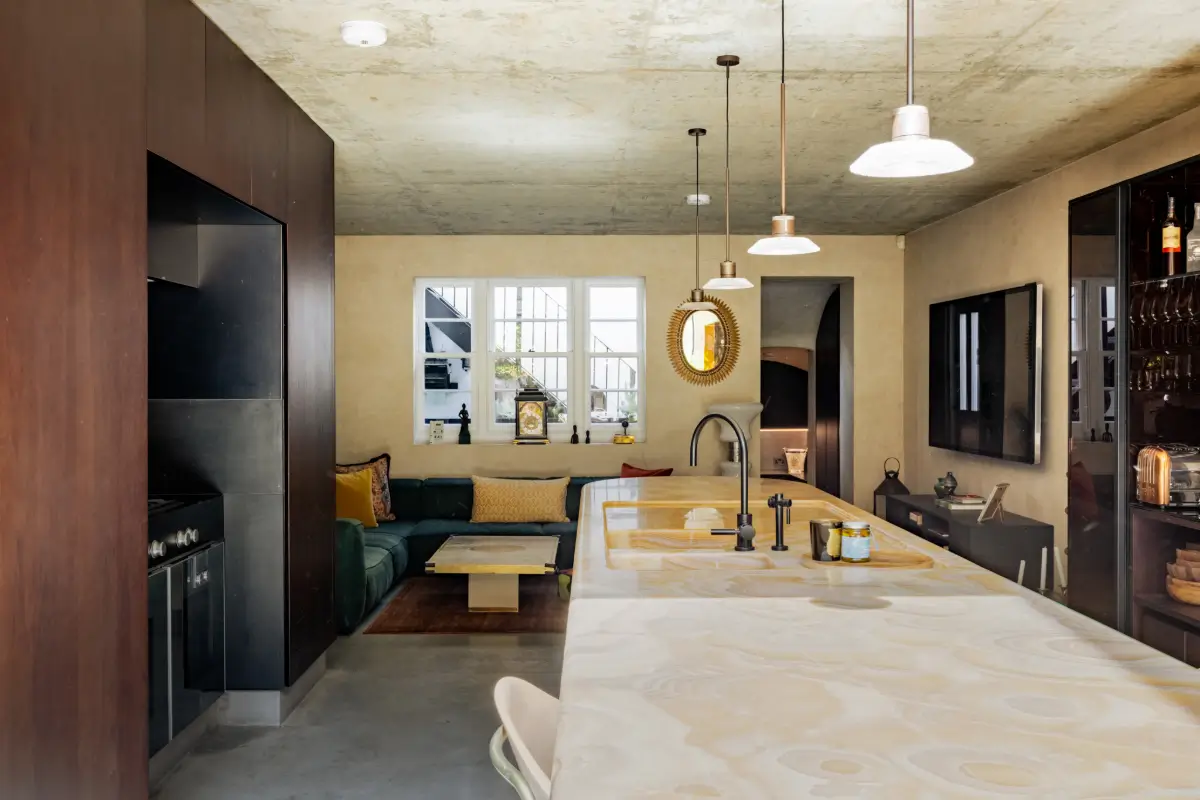 Grand Spaces Featuring Lush Velvet in a Reimagined Victorian Townhouse 24 islington-victorian-townhouse-modern-double-height-extension-nordroom