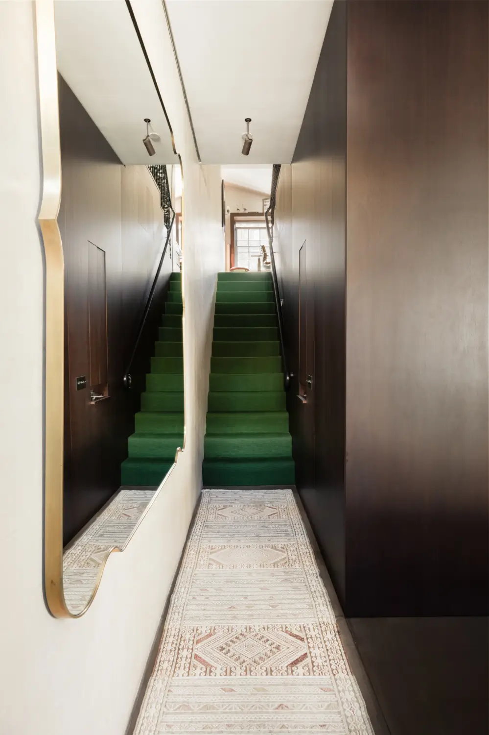 Grand Spaces Featuring Lush Velvet in a Reimagined Victorian Townhouse 27 islington-victorian-townhouse-modern-double-height-extension-nordroom