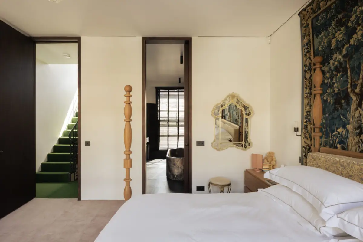 Grand Spaces Featuring Lush Velvet in a Reimagined Victorian Townhouse 32 islington-victorian-townhouse-modern-double-height-extension-nordroom