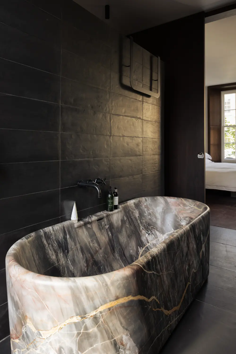 Grand Spaces Featuring Lush Velvet in a Reimagined Victorian Townhouse 34 islington-victorian-townhouse-modern-double-height-extension-nordroom