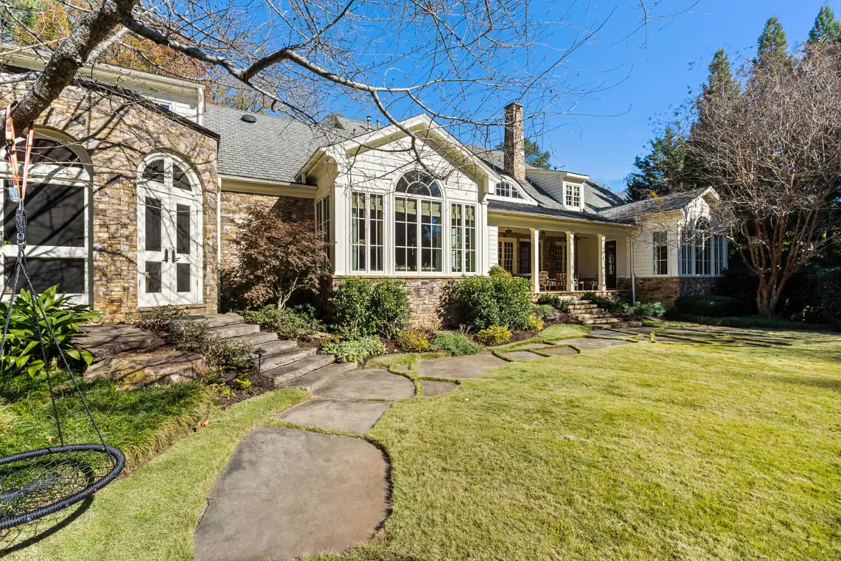 Josh Brolin's Storybook Georgia Estate with Interiors by Pierce & Ward is For Sale 43 josh-brolin-georgia-home-pierce-and-ward-interiors-nordroom