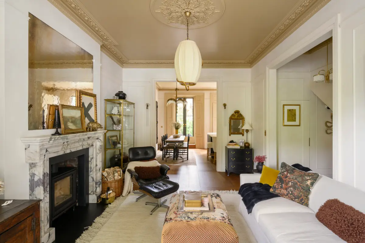 A Bedroom Connected to Nature in a Luxurious Notting Hill Duplex Garden Apartment 4 luxurious-notting-hill-duplex-apartment-garden