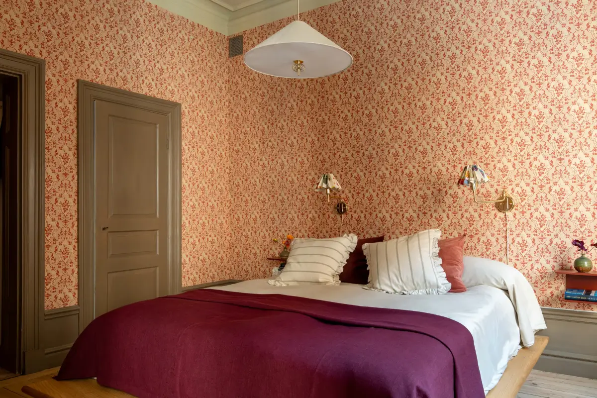 Period Features and Scandinavian Design Furniture in a Serene Stockholm Apartment 29 red-beige-green-tones-19th-century-apartment-stockholm-nordroom