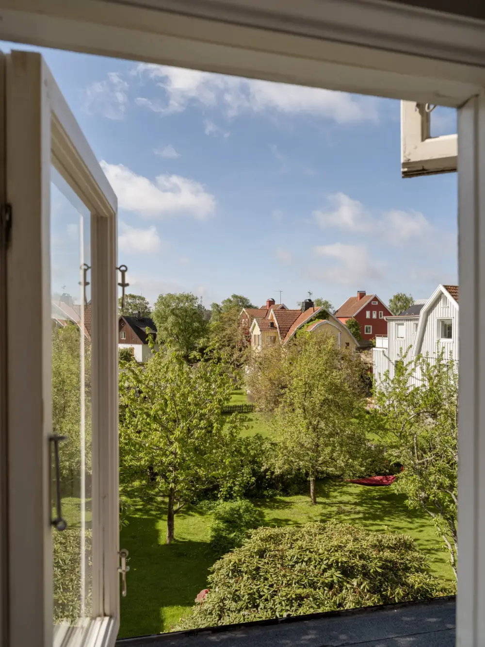 A Characteristic Early 20th-Century Swedish Villa with a Lush Garden 39 turn-of-the-century-villa-lush-garden-nordroom