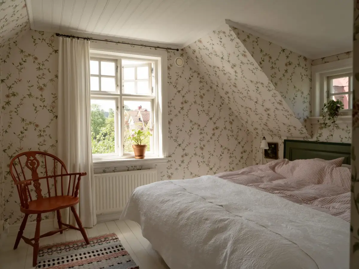 A Characteristic Early 20th-Century Swedish Villa with a Lush Garden 41 turn-of-the-century-villa-lush-garden-nordroom