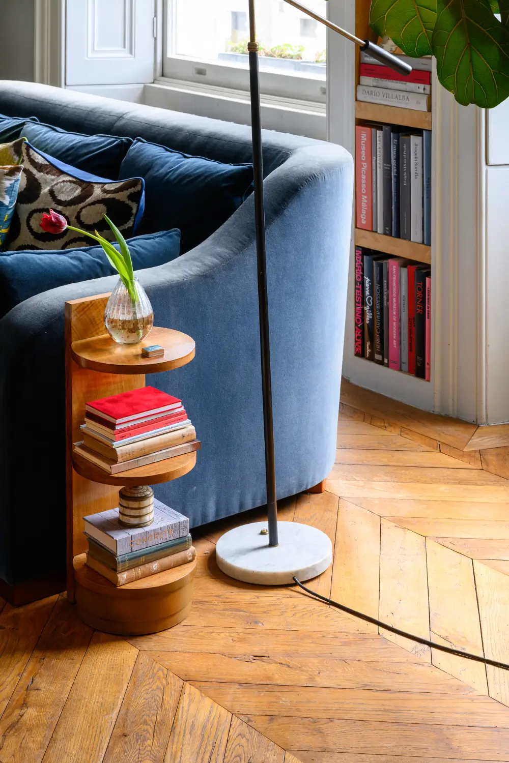 Inside a Thoughtfully Redesigned Two-Bedroom Victorian Apartment in South Kensington 5 unique-two-bedroom-south-kensington-apartment-nordroom