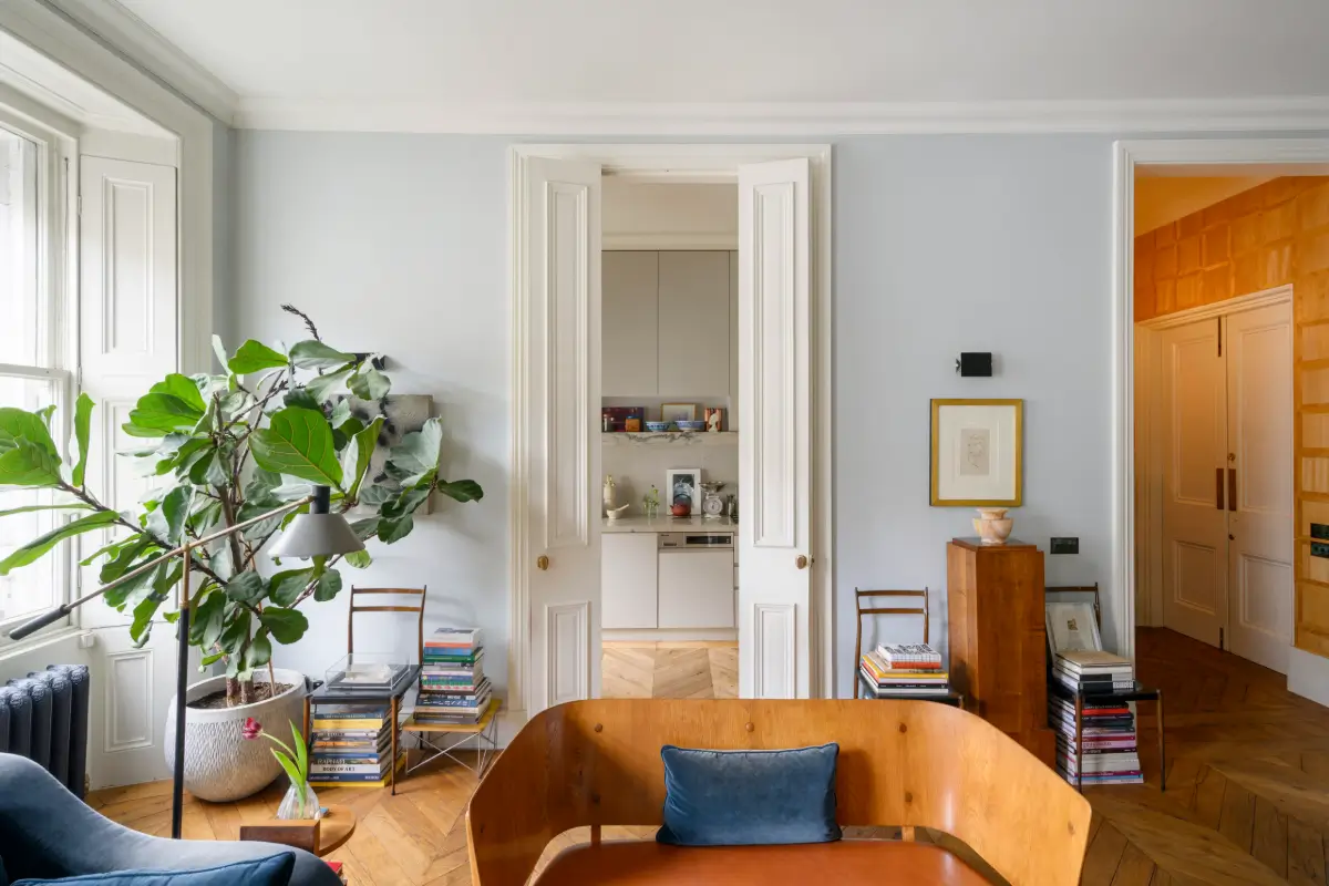 Inside a Thoughtfully Redesigned Two-Bedroom Victorian Apartment in South Kensington 6 unique-two-bedroom-south-kensington-apartment-nordroom