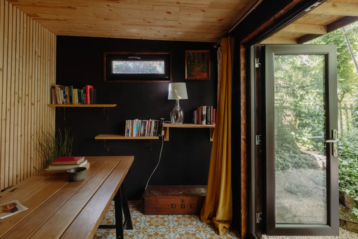 A Natural Palette and a Conservatory Extension Connect the Interiors with the Outdoors 26 victorian-garden-apartment-london-nordroom