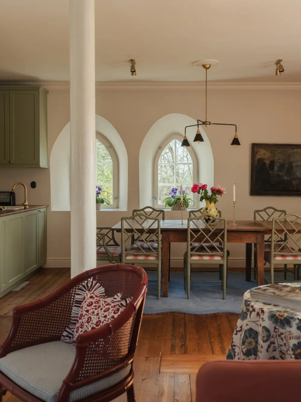 English Cottage-Style Interiors in a Converted Stockholm Water Tower 1 colorful-english-cottage-style-interiors-converted-water-tower-sweden-nordroom