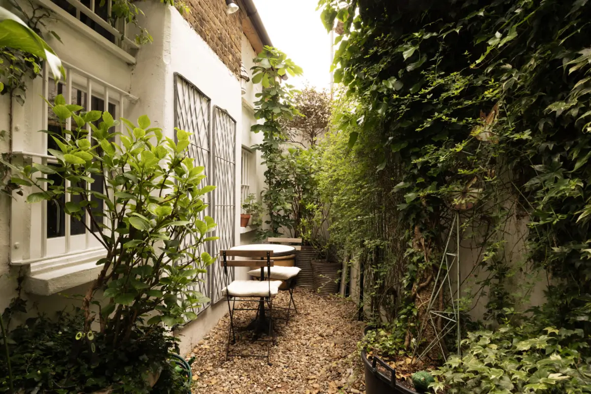 Soaring Ceilings and Eclectic Interiors in a Former Salvation Army Citadel 25 converted-salvation-army-citadel-london-nordroom