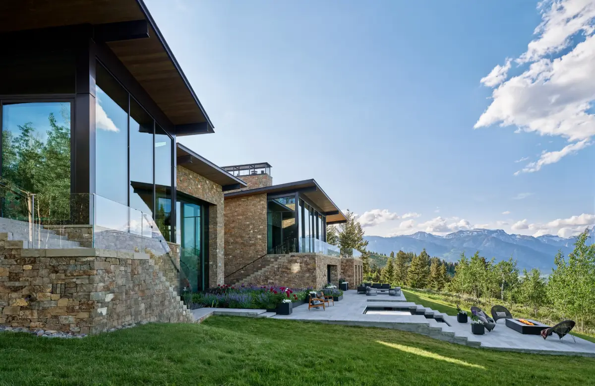 A Mountain Sanctuary Above the Tetons with a Luxurious Officine Gullo Kitchen 51 officine-gullo-wrj-design-wyoming-villa-nordroom