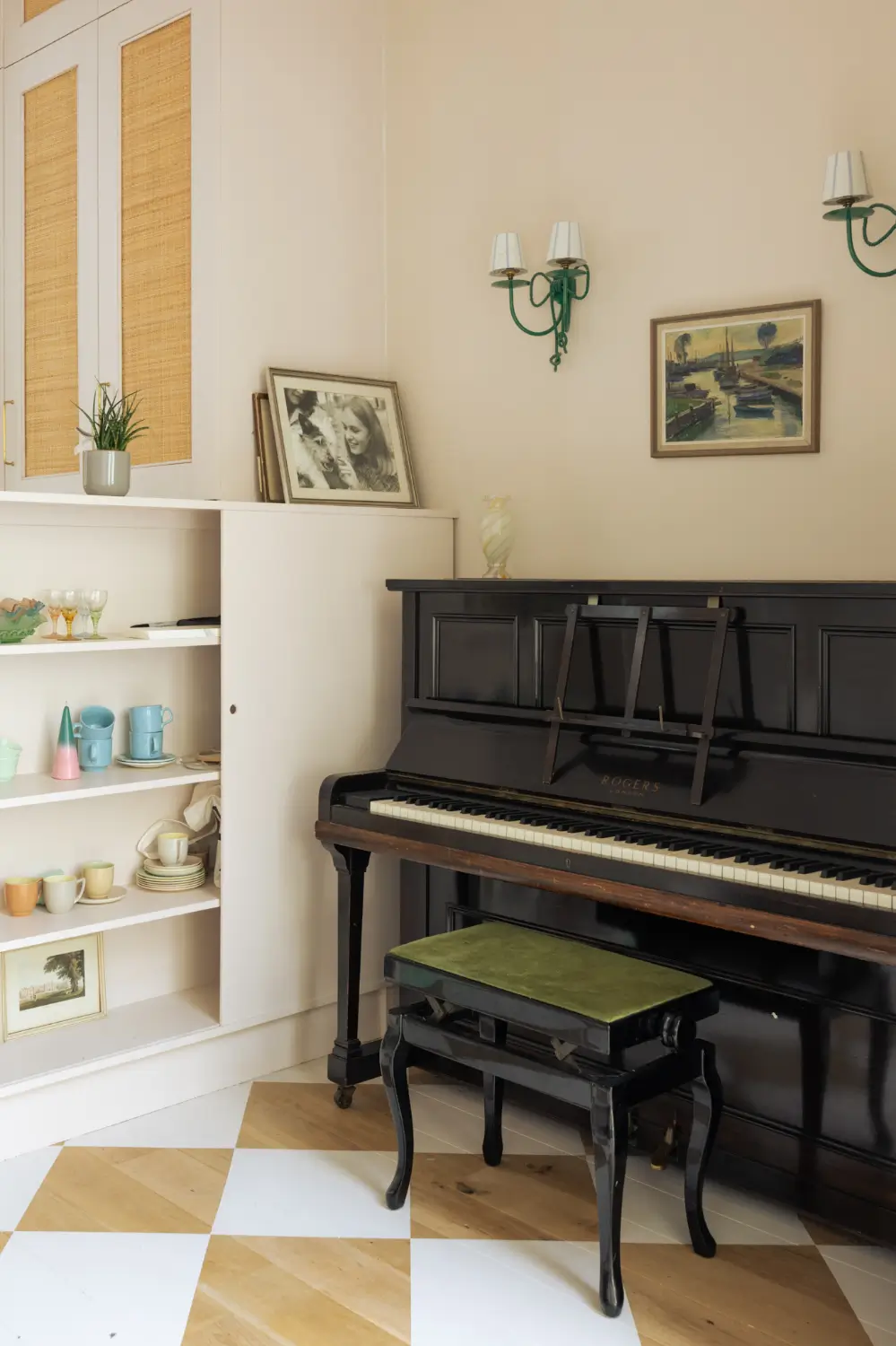 A Pastel-Colored Family Home Brings Playful Design to Kentish Town 15 pastel-colored-interiors-family-home-victorian-house-kentish-town-london-nordroom