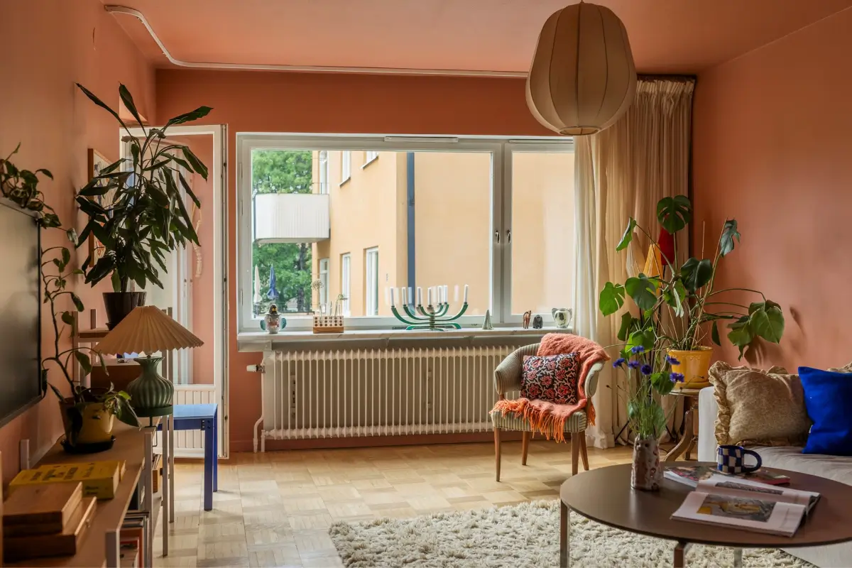 A Warm Nature-Inspired Color Palette in a 1950s Stockholm Apartment 8 warm-nature-inspired-color-palette-1950s-apartment-stockholm-nordroom